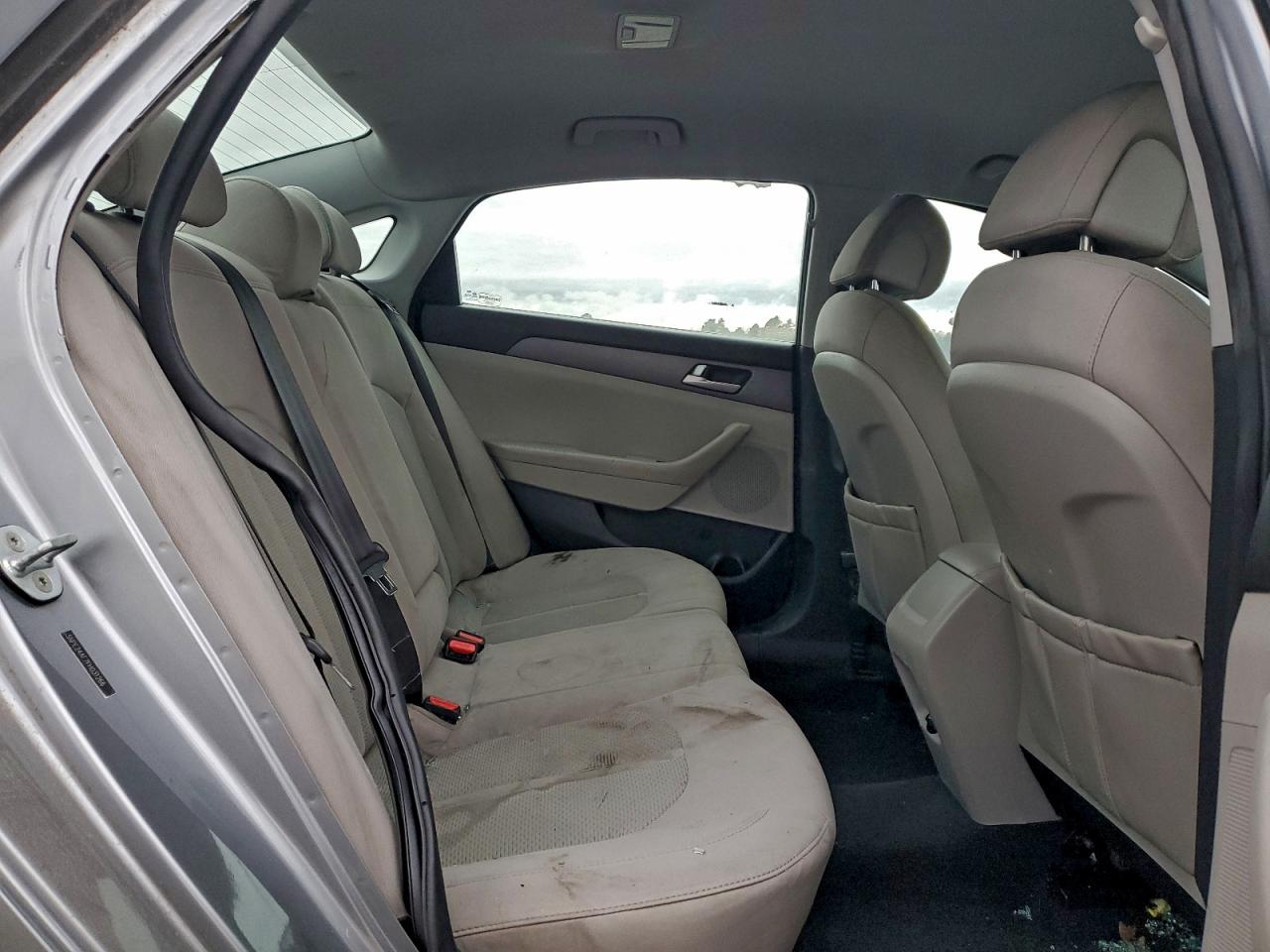2015 HYUNDAI SONATA SE photo 10