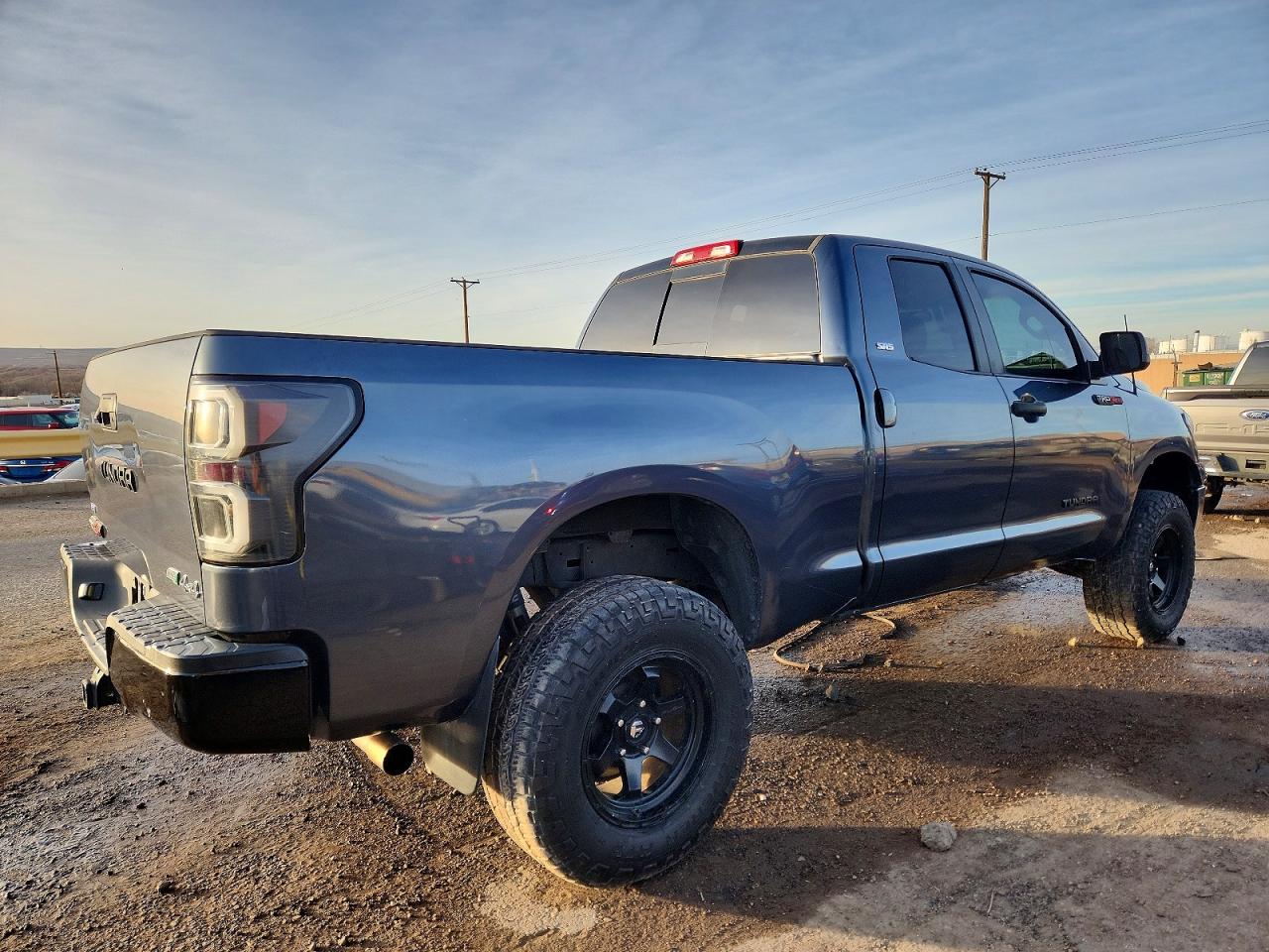 2010 TOYOTA TUNDRA DOUBLE CAB SR5 photo 3