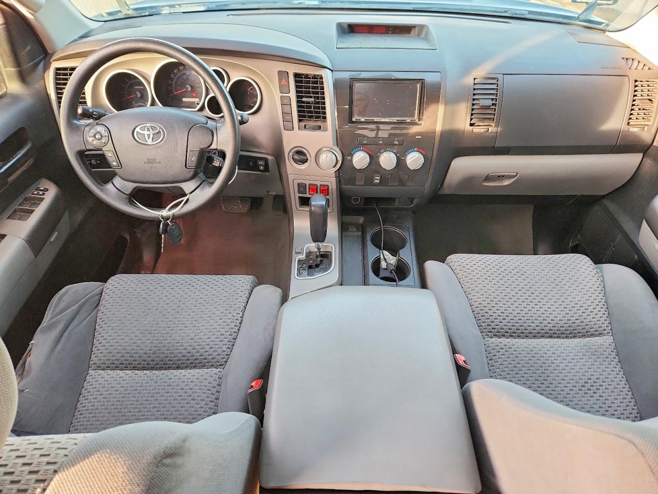 2010 TOYOTA TUNDRA DOUBLE CAB SR5 photo 8