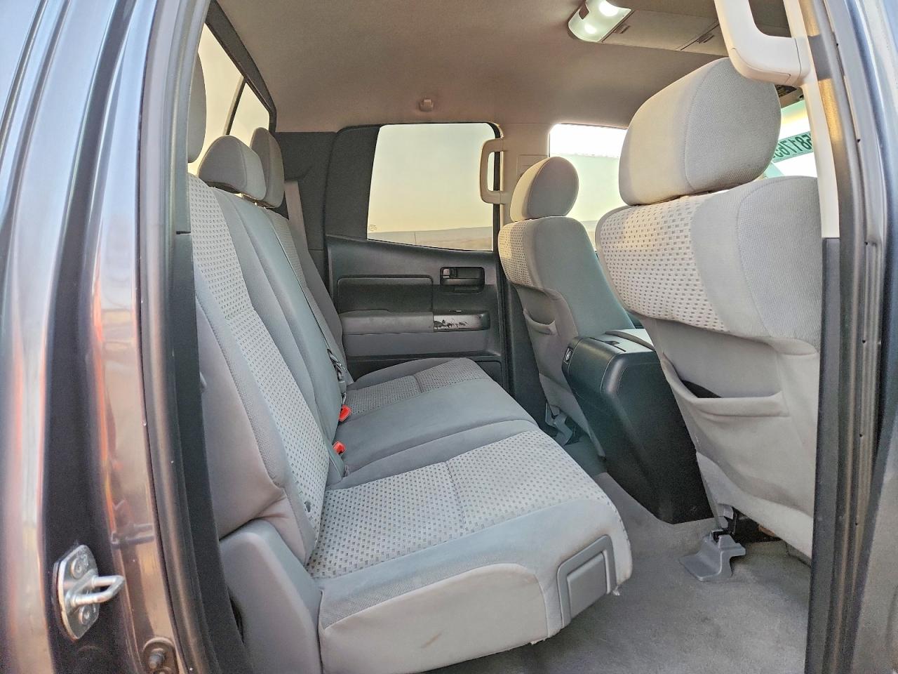 2010 TOYOTA TUNDRA DOUBLE CAB SR5 photo 10