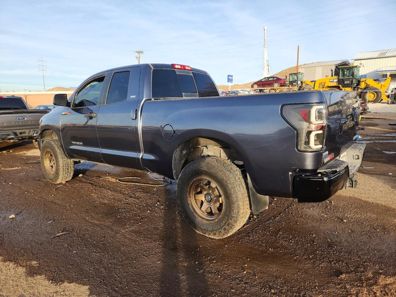 2010 TOYOTA TUNDRA DOUBLE CAB SR5 photo 2