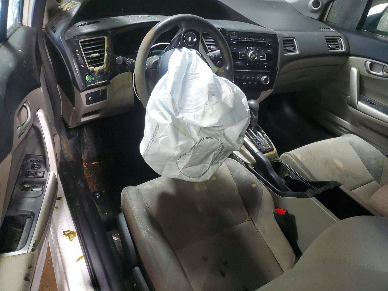 2013 HONDA CIVIC LX photo 15
