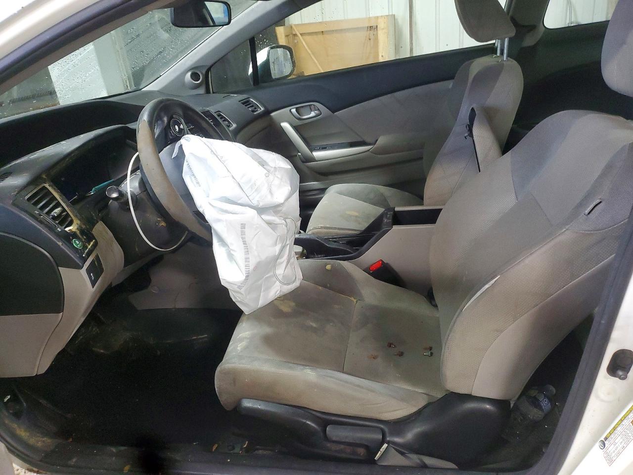 2013 HONDA CIVIC LX photo 13