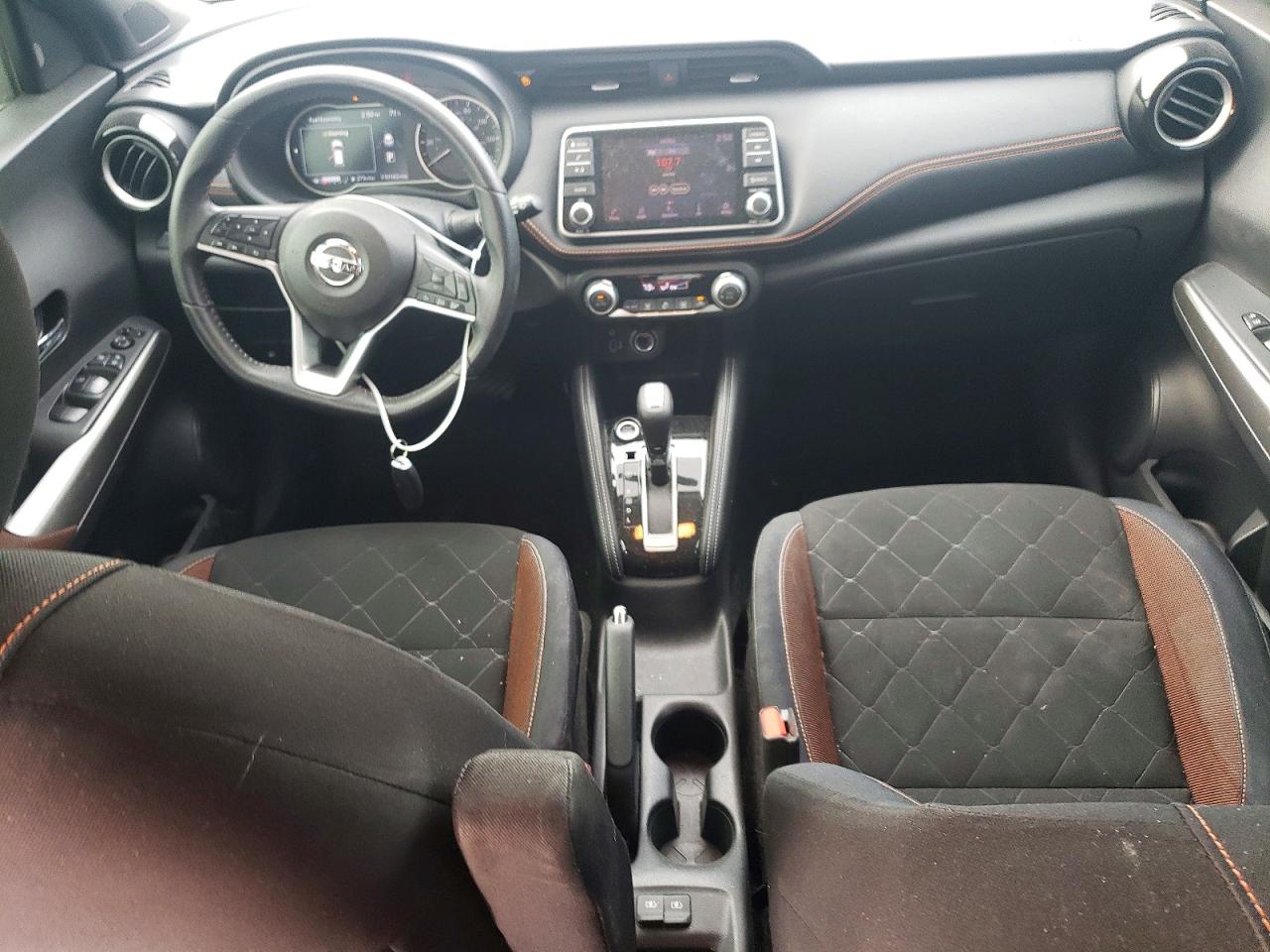 2018 NISSAN KICKS S photo 8
