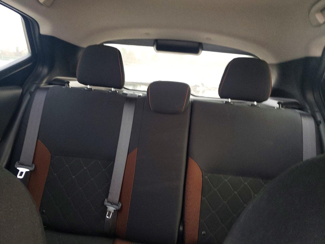 2018 NISSAN KICKS S photo 10