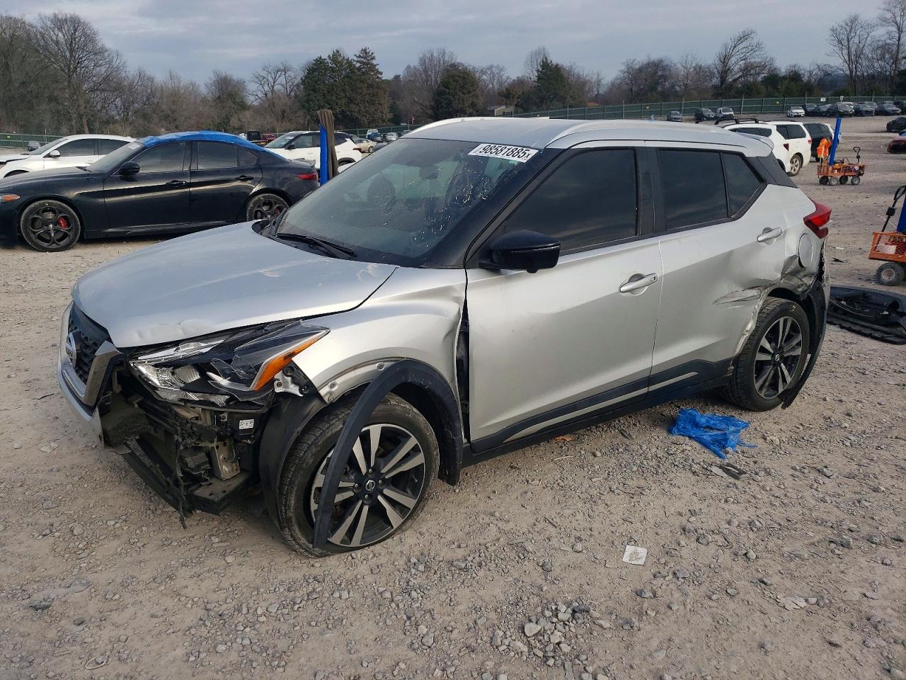 2018 NISSAN KICKS