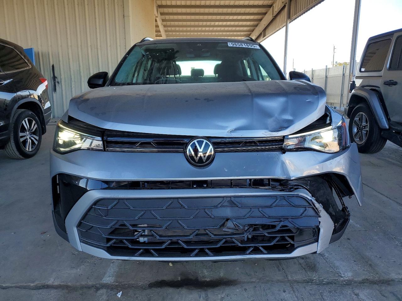 2025 VOLKSWAGEN TAOS S photo 5