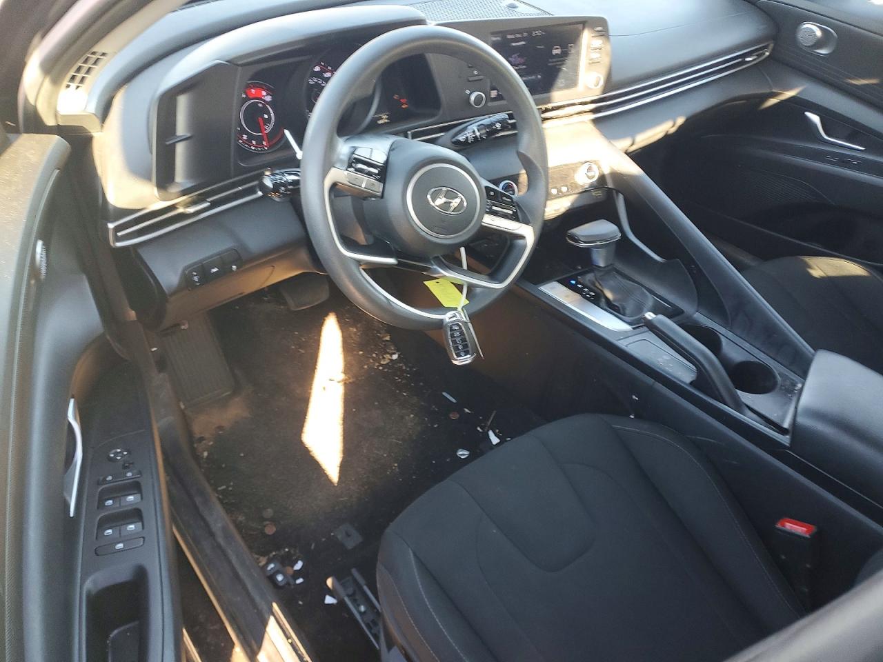 2023 HYUNDAI ELANTRA SEL photo 8