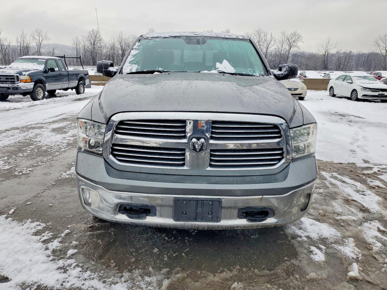2013 RAM 1500 SLT photo 5