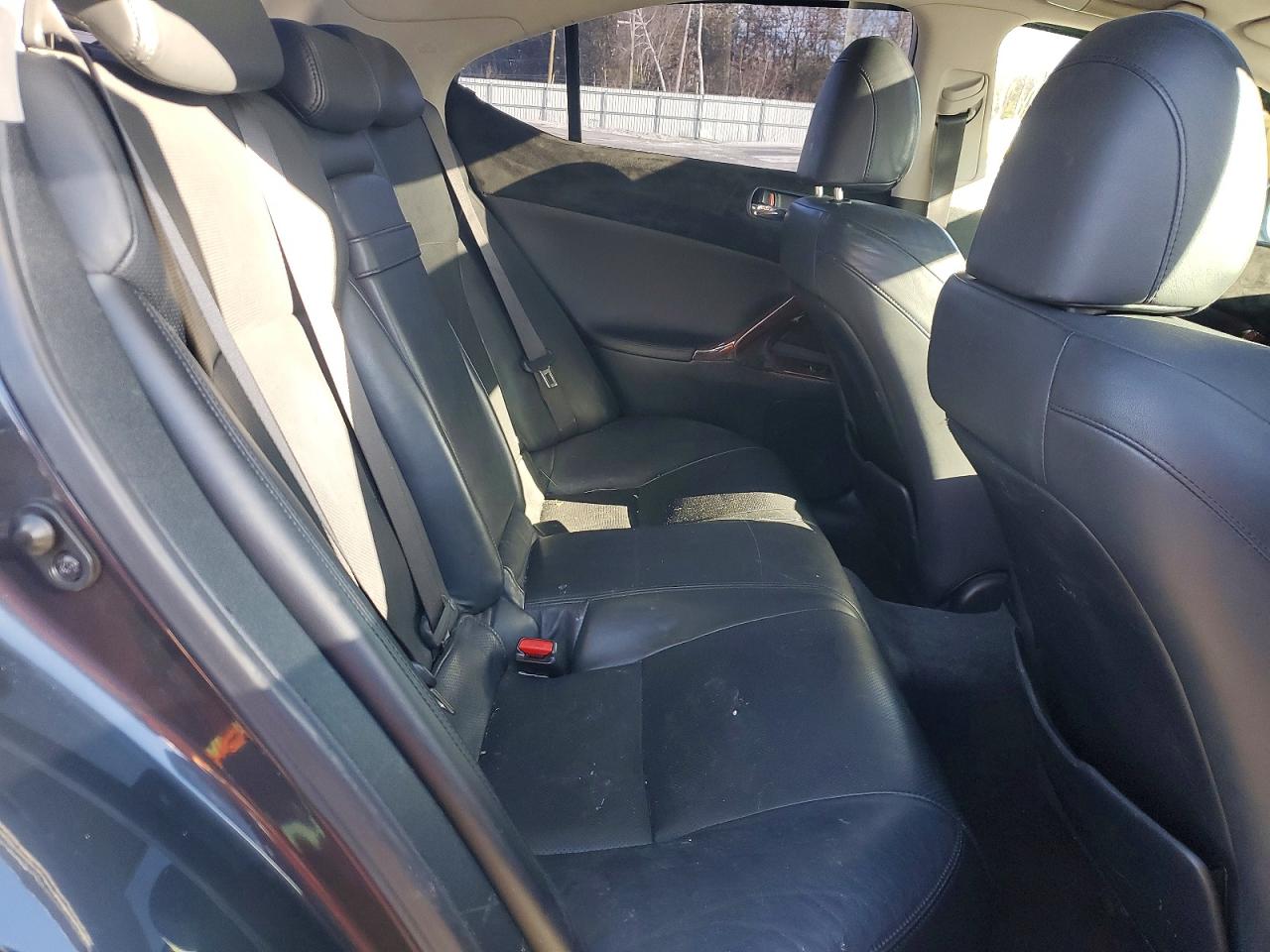 2007 LEXUS IS 350 photo 10