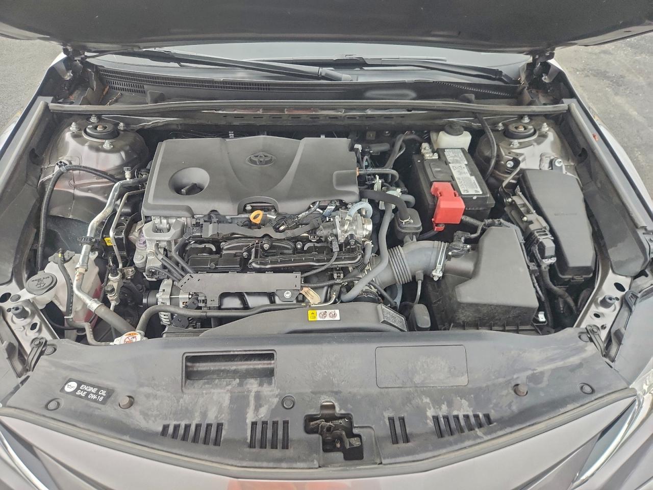 2022 TOYOTA CAMRY LE photo 11