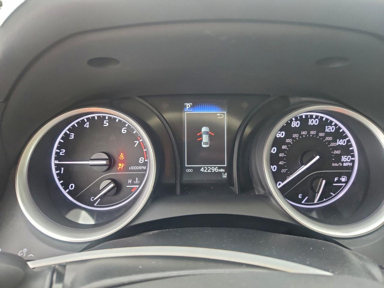 2022 TOYOTA CAMRY LE photo 9