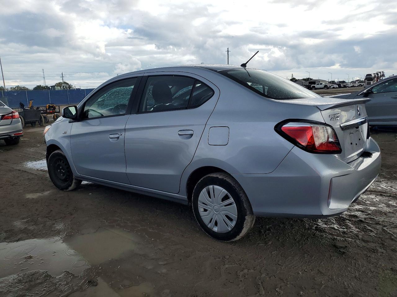2024 MITSUBISHI MIRAGE G4 ES photo 3