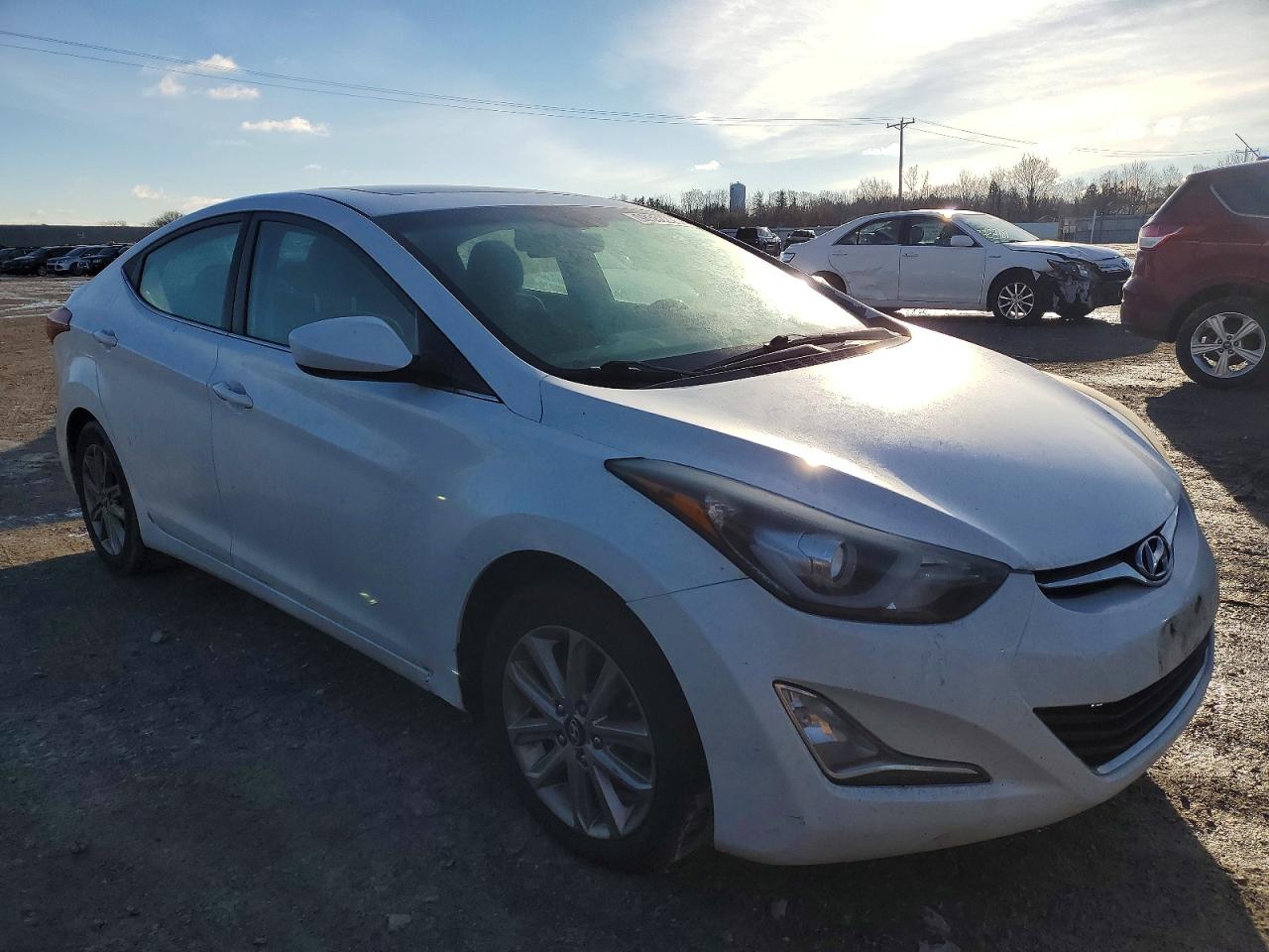 2015 HYUNDAI ELANTRA SE photo 4