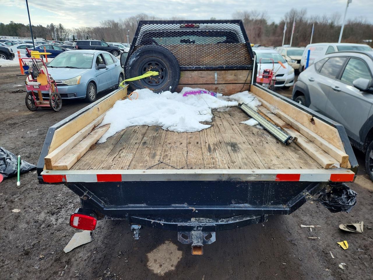 2004 FORD F250 SUPER DUTY FLATBED TRUCK photo 28