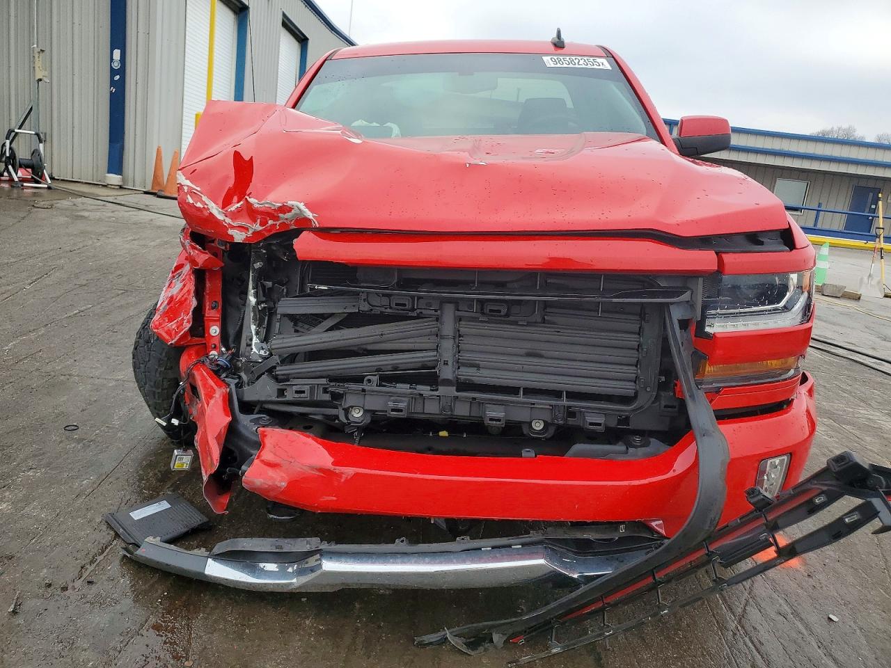 2018 CHEVROLET SILVERADO K1500 LT photo 13