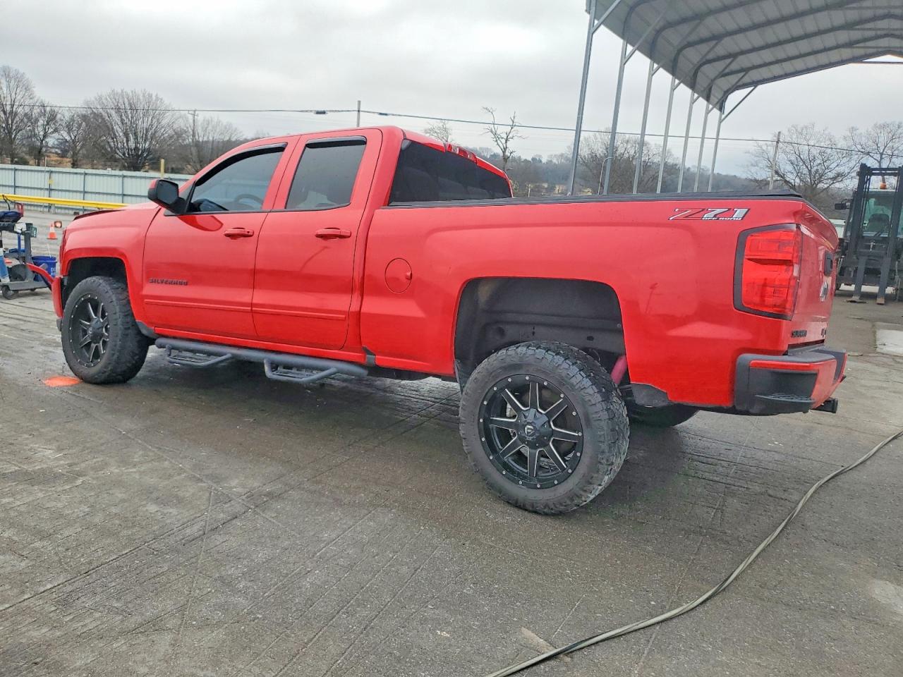2018 CHEVROLET SILVERADO K1500 LT photo 4
