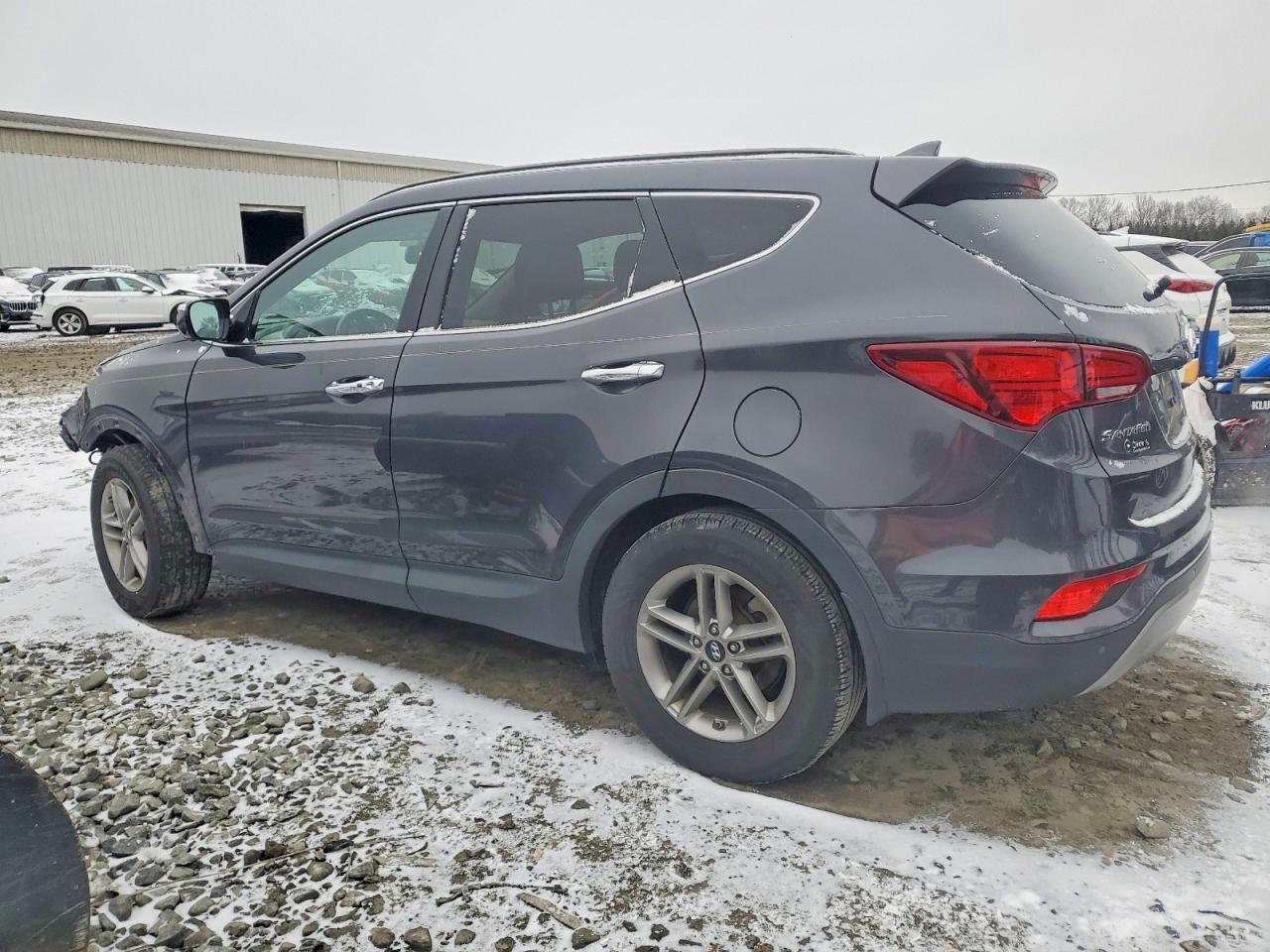 2017 HYUNDAI SANTA FE SPORT photo 2