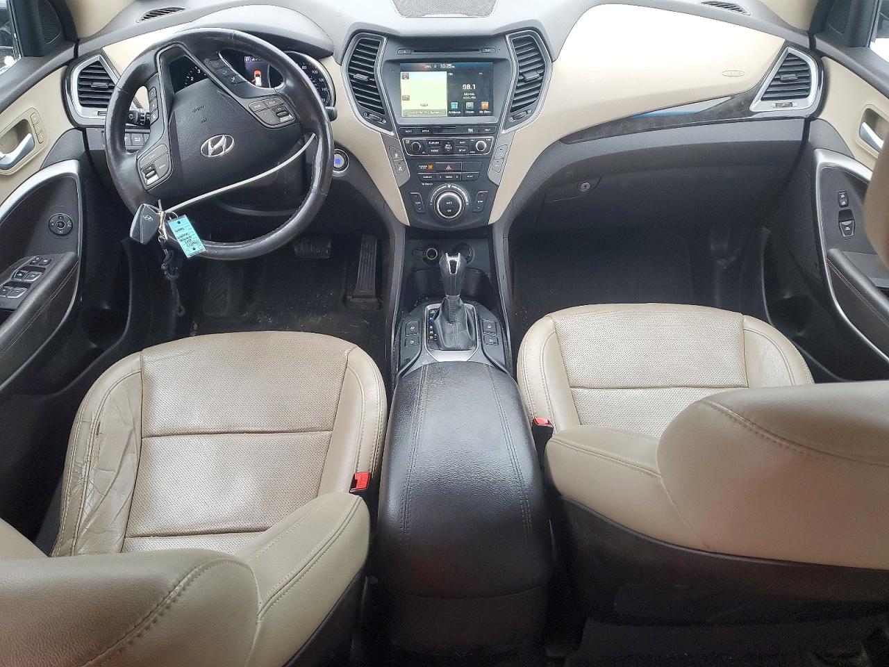 2017 HYUNDAI SANTA FE SPORT photo 8