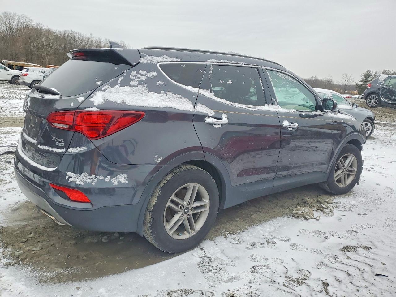 2017 HYUNDAI SANTA FE SPORT photo 3