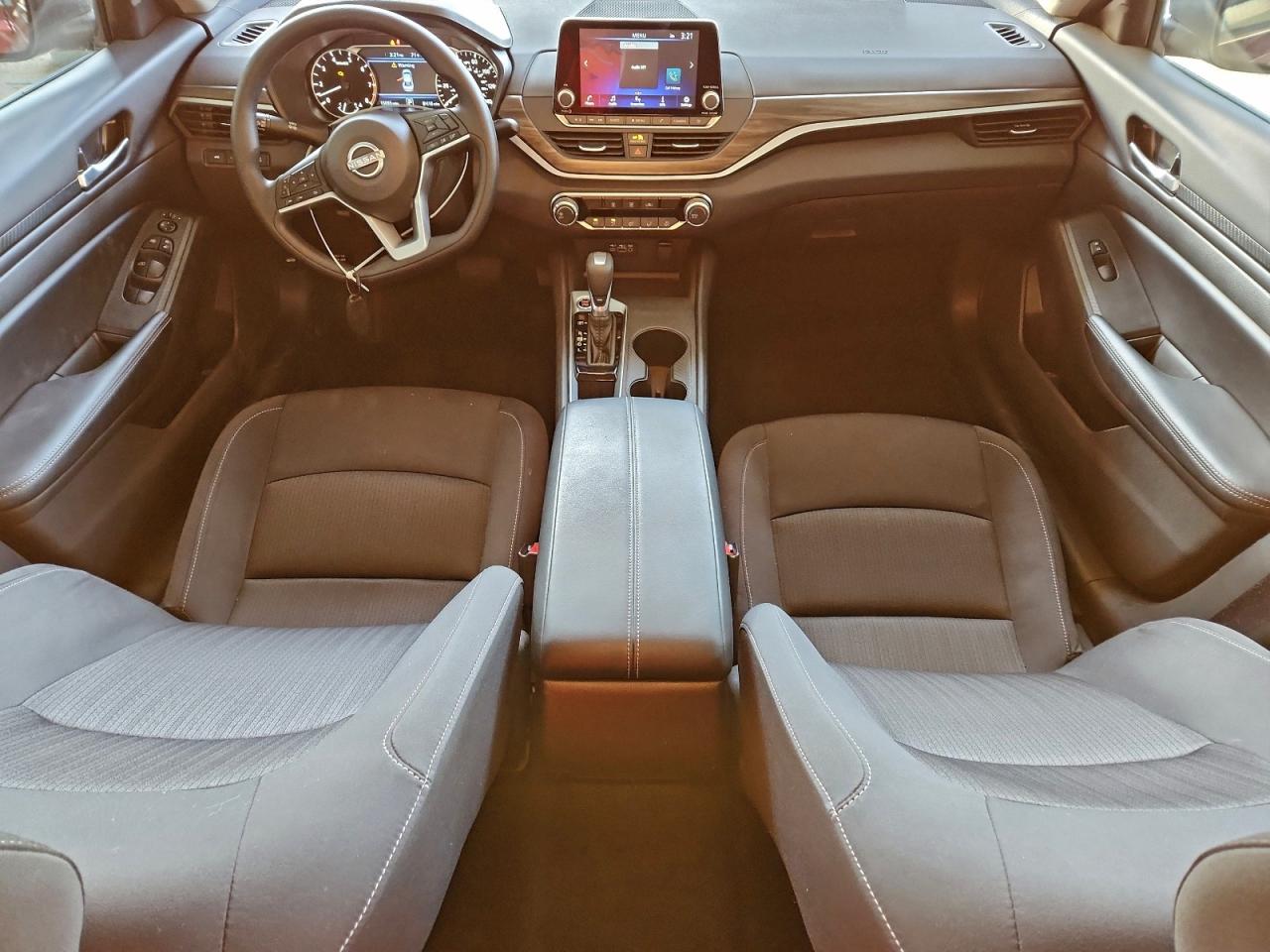 2025 NISSAN ALTIMA SV photo 8