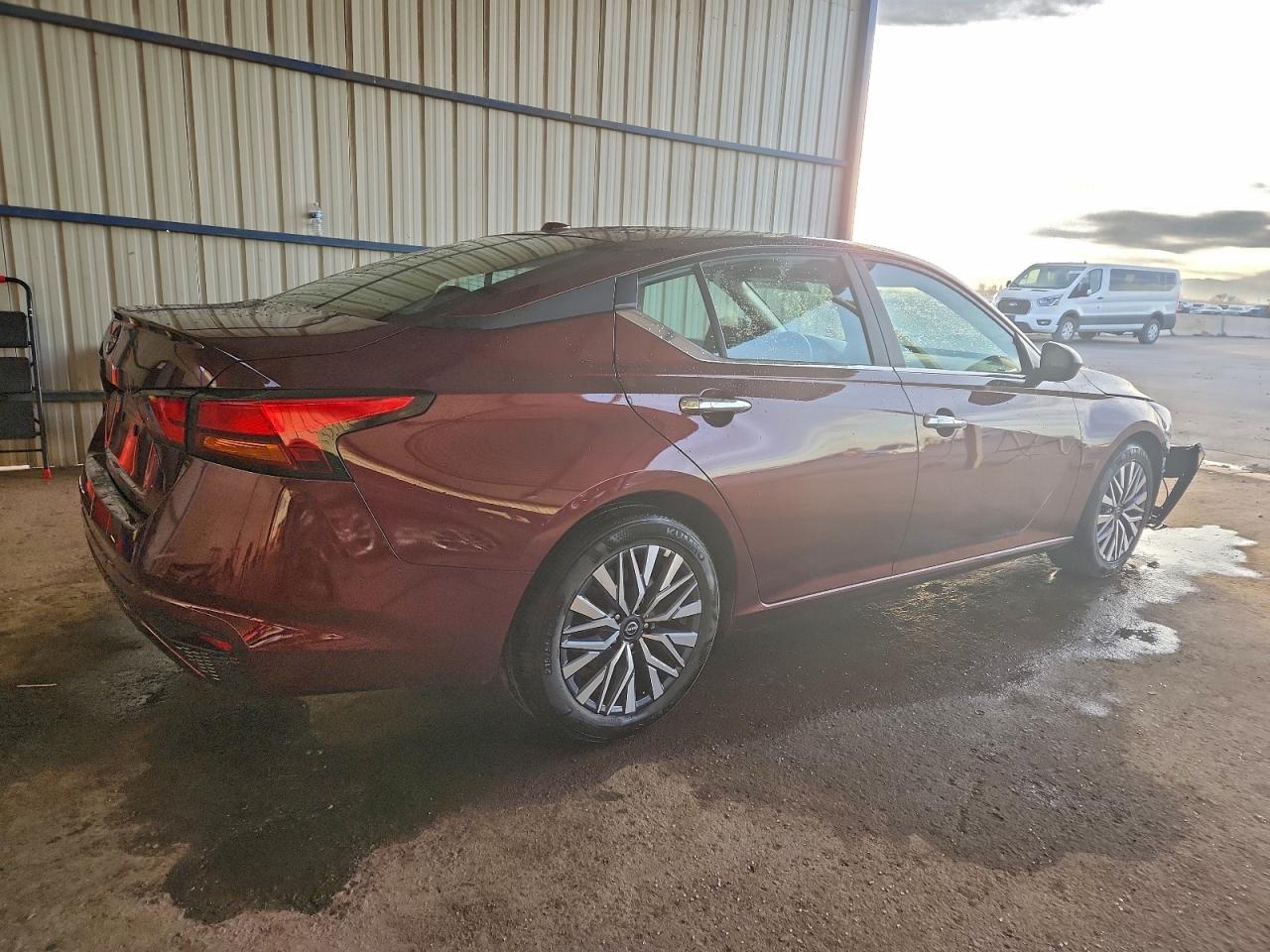 2025 NISSAN ALTIMA SV photo 3