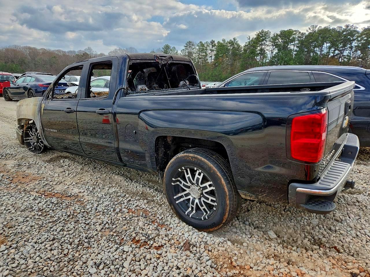 2014 CHEVROLET SILVERADO C1500 LT photo 2