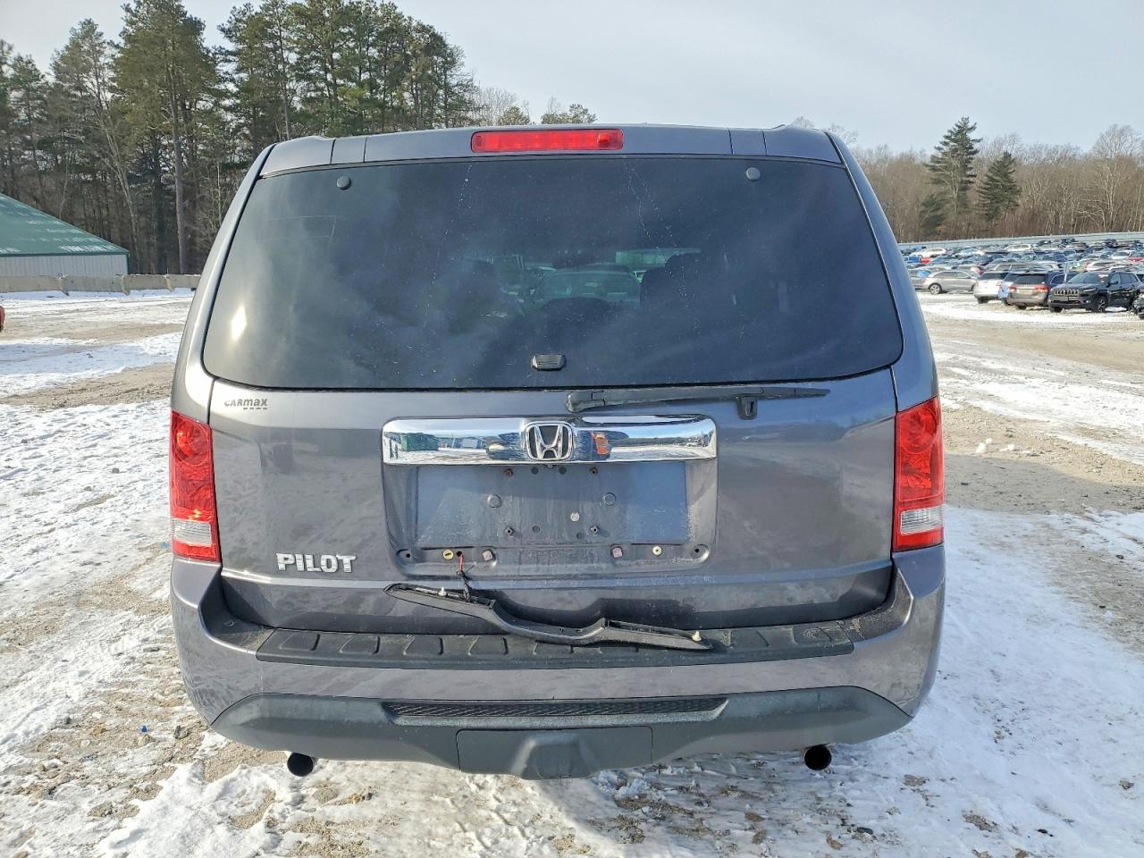 2015 HONDA PILOT LX photo 6