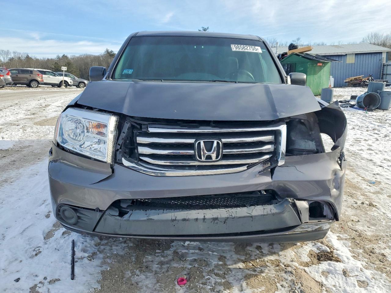 2015 HONDA PILOT LX photo 5