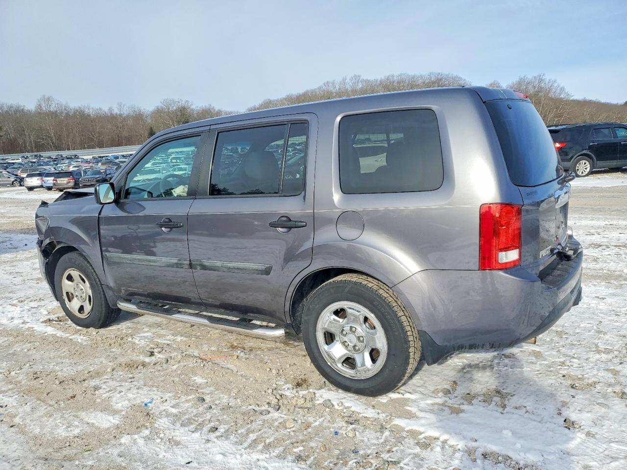 2015 HONDA PILOT LX photo 2