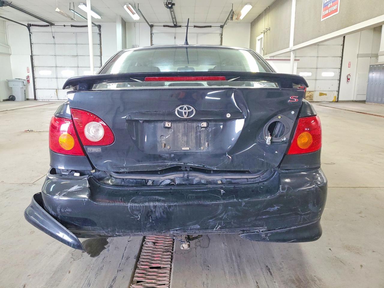 2004 TOYOTA COROLLA CE photo 6