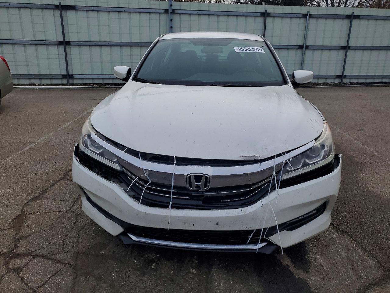 2017 HONDA ACCORD SPORT photo 5