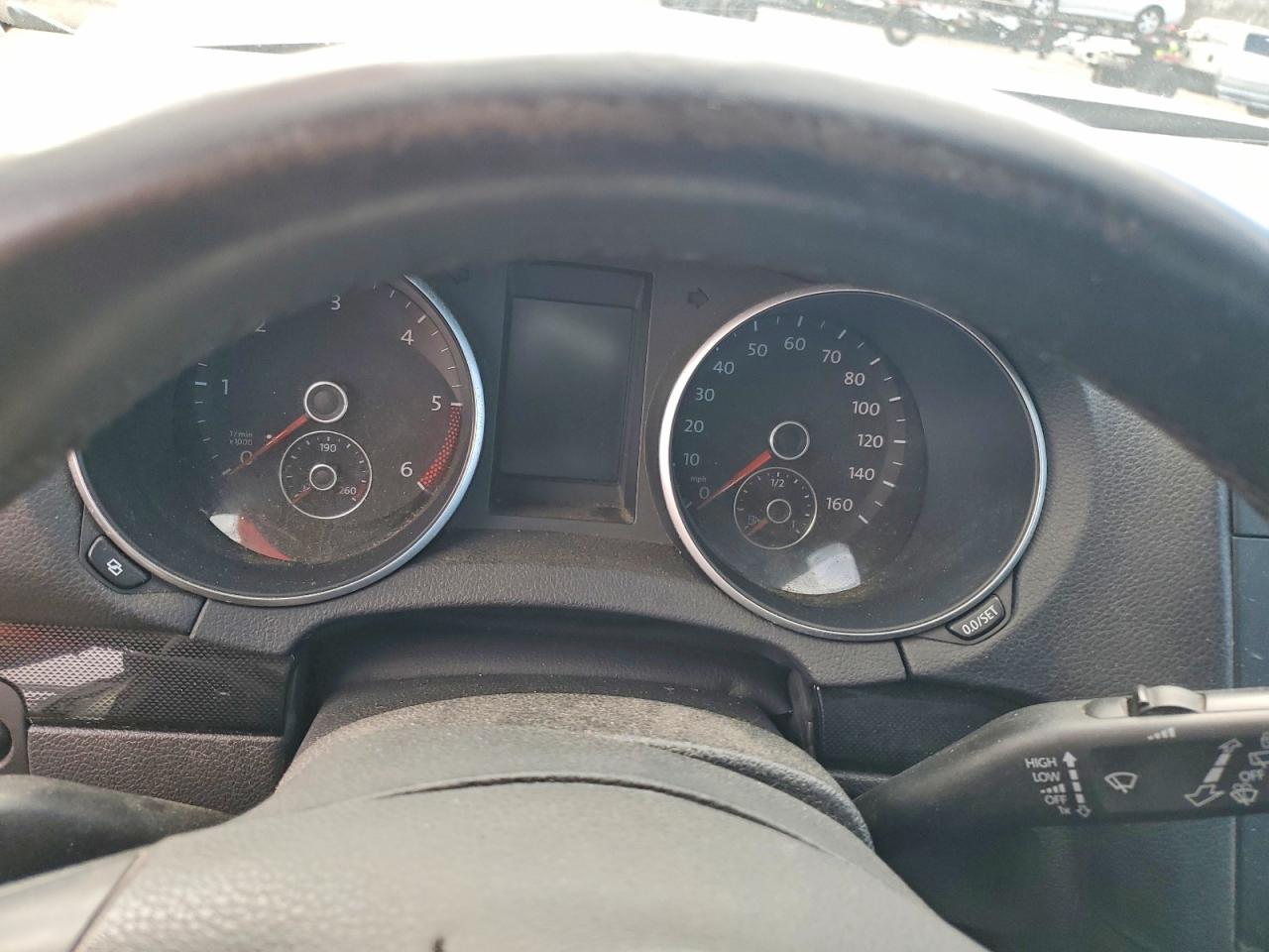2011 VOLKSWAGEN JETTA TDI photo 9