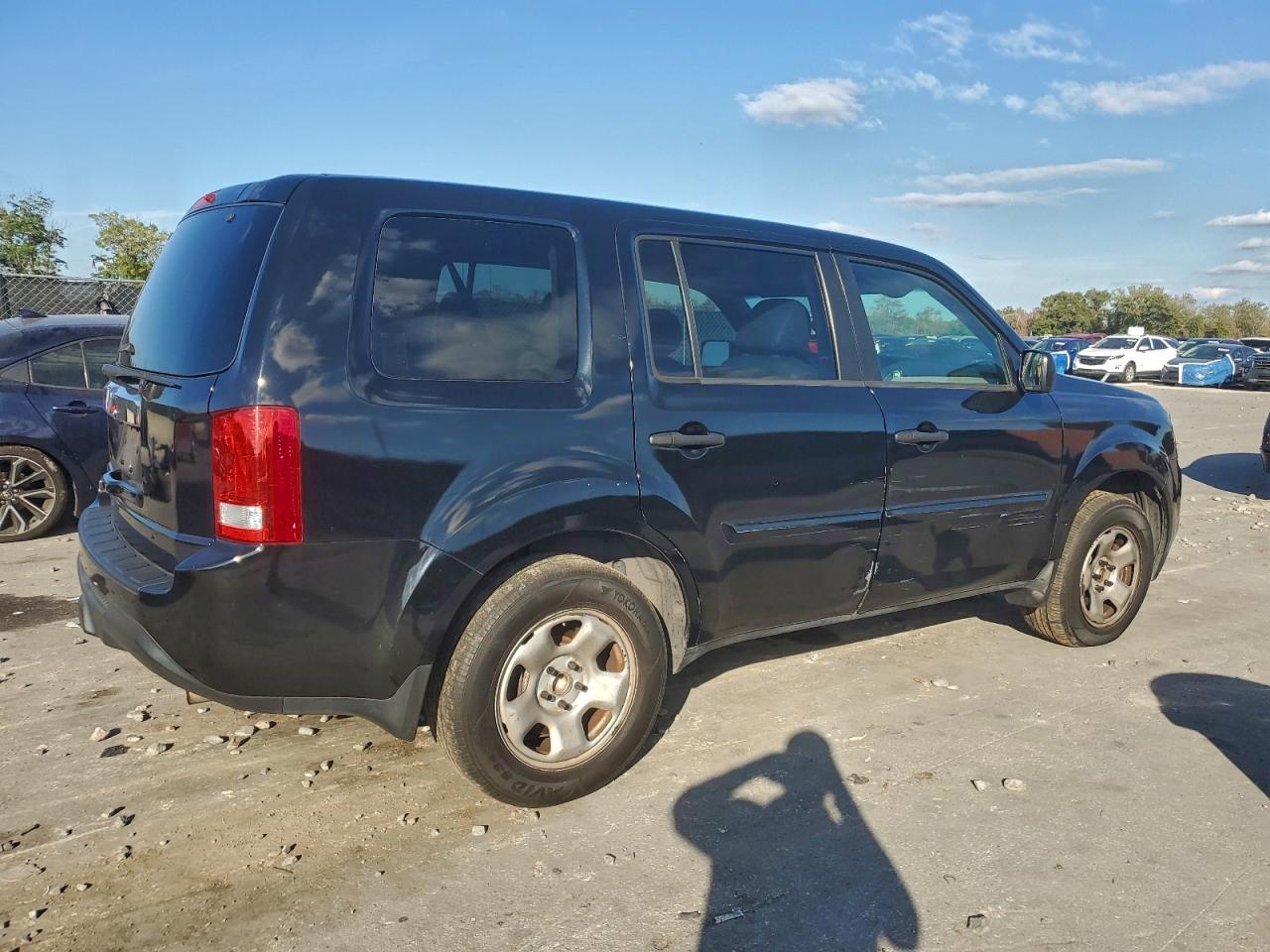 2012 HONDA PILOT LX photo 3
