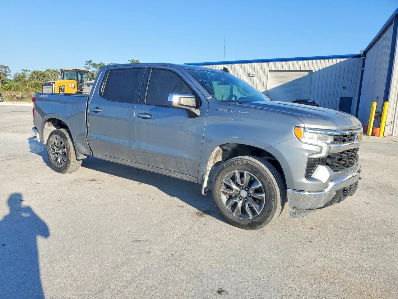 2023 CHEVROLET SILVERADO K1500 LT photo 4