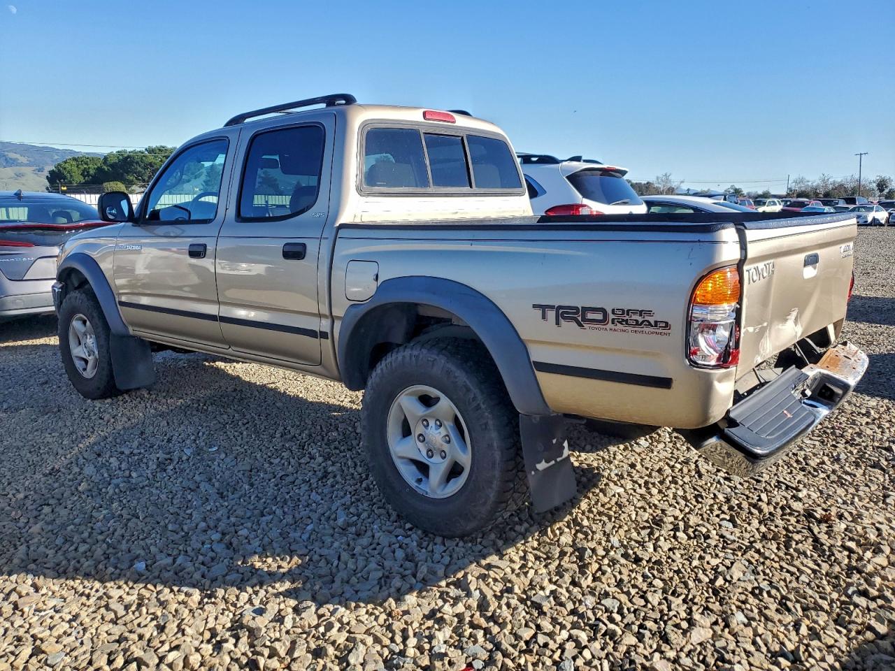 2002 TOYOTA TACOMA DOUBLE CAB PRERUNNER photo 2