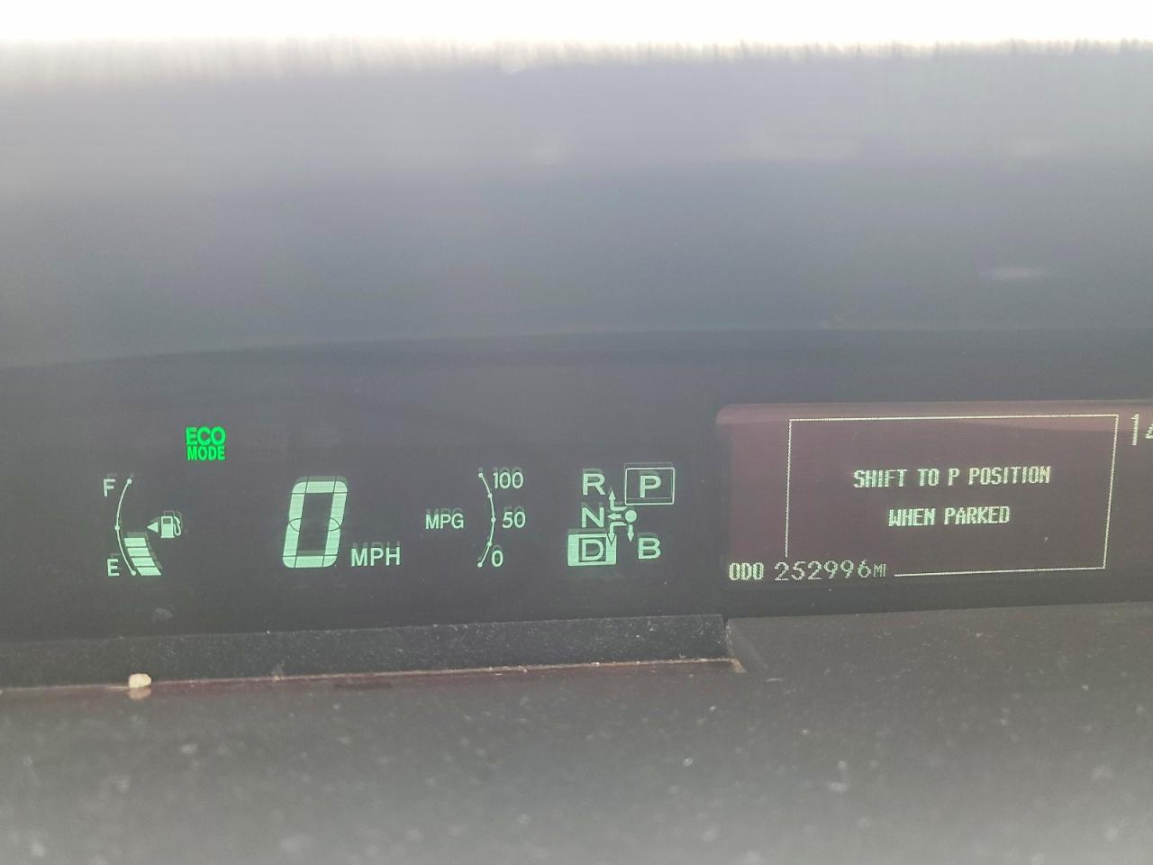 2010 TOYOTA PRIUS photo 9