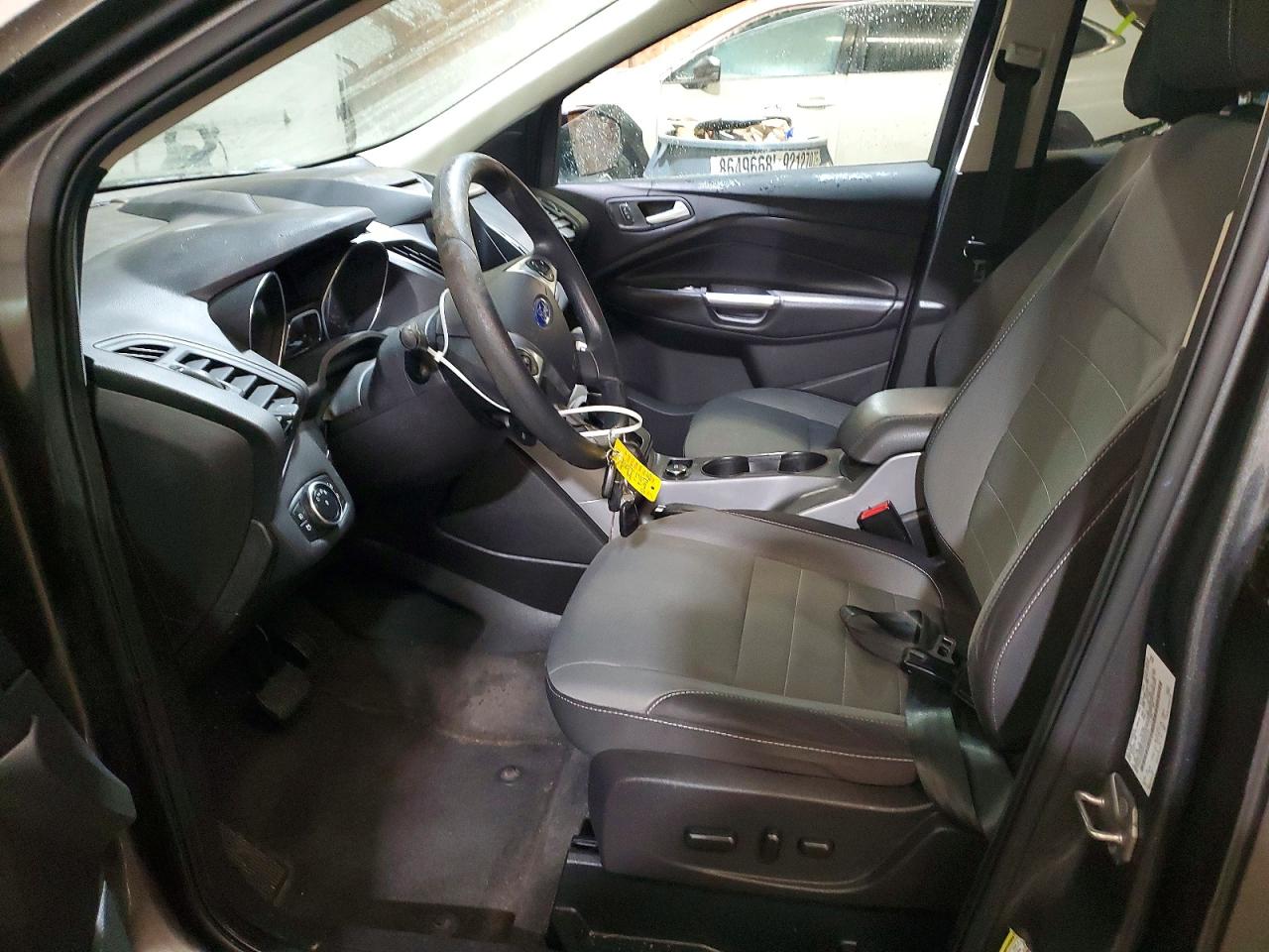 2016 FORD ESCAPE SE photo 7