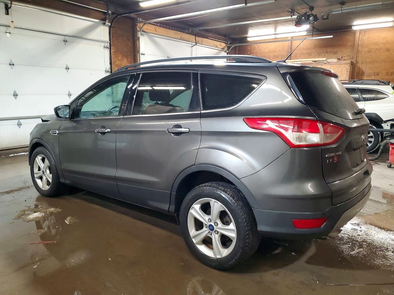 2016 FORD ESCAPE SE photo 2