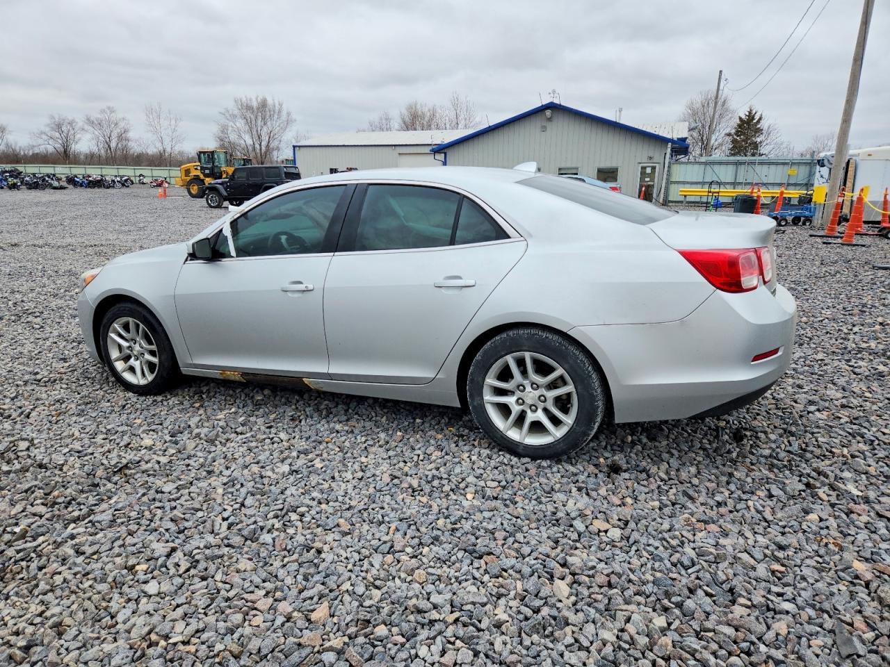 2013 CHEVROLET MALIBU 2LT photo 2
