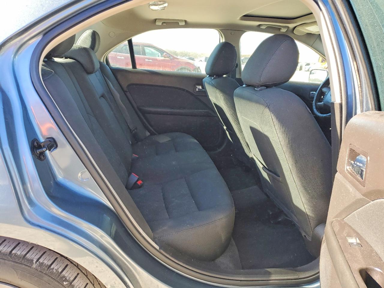 2011 FORD FUSION SE photo 19