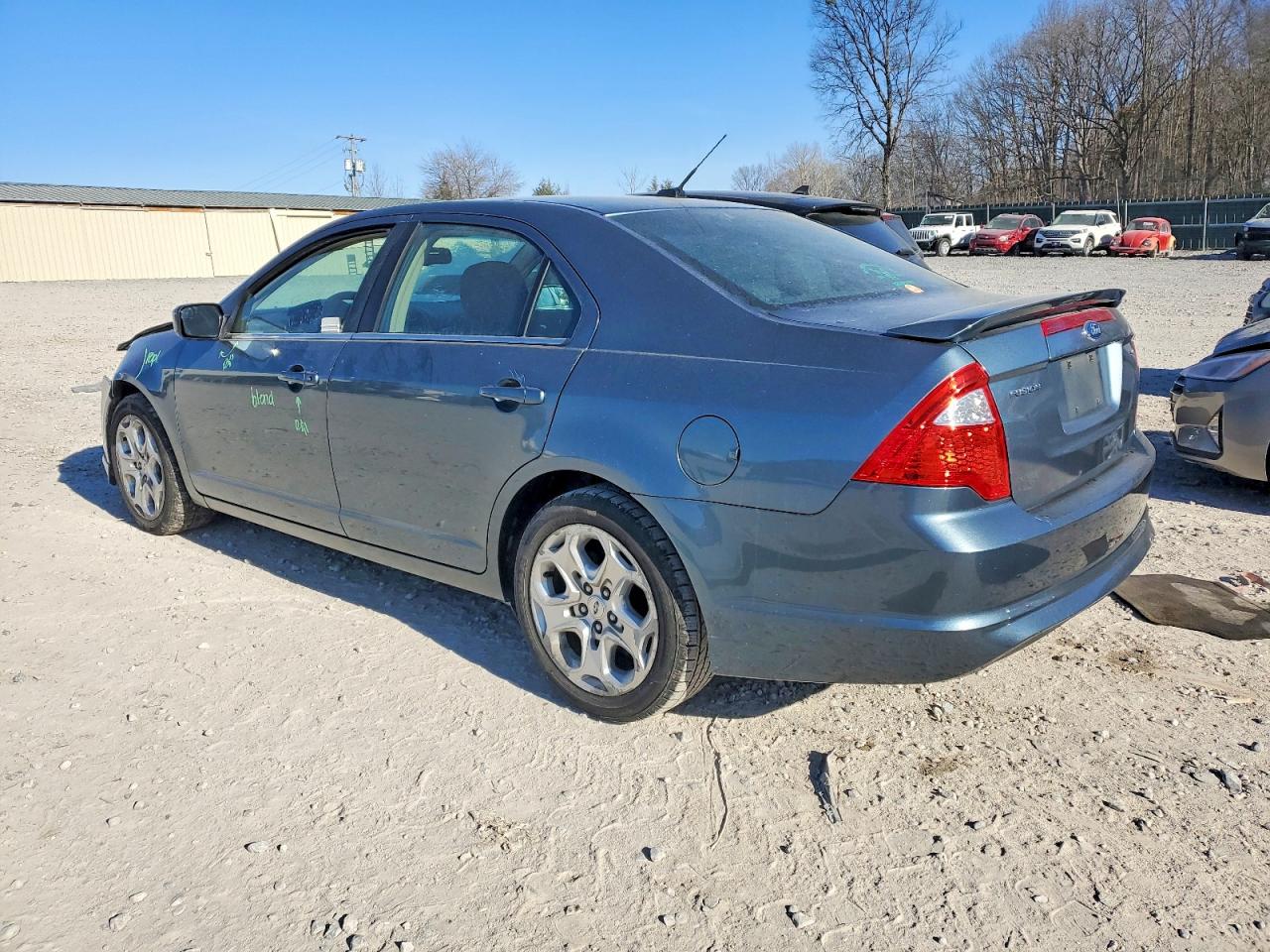 2011 FORD FUSION SE photo 3