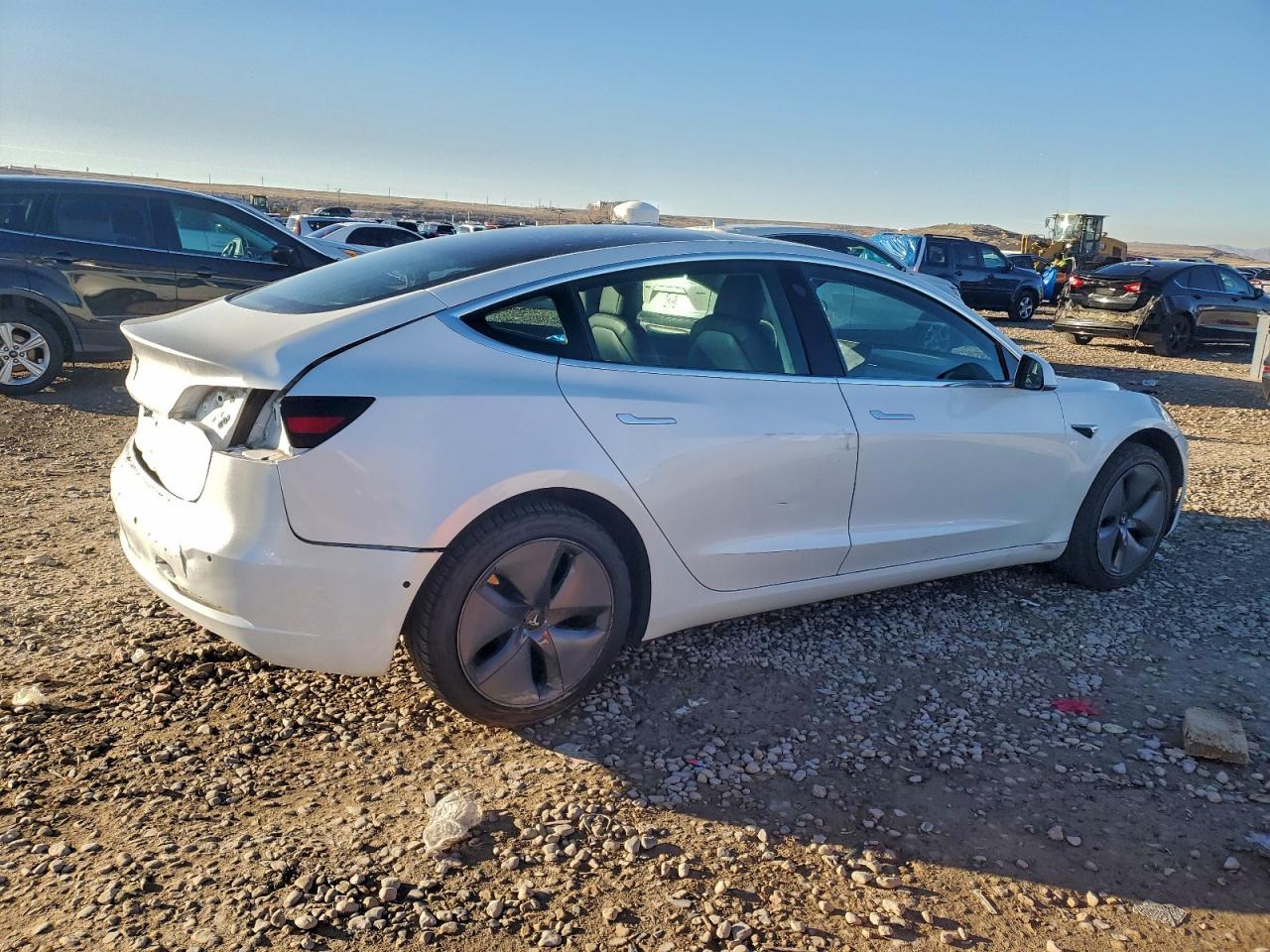 2019 TESLA MODEL 3 photo 3
