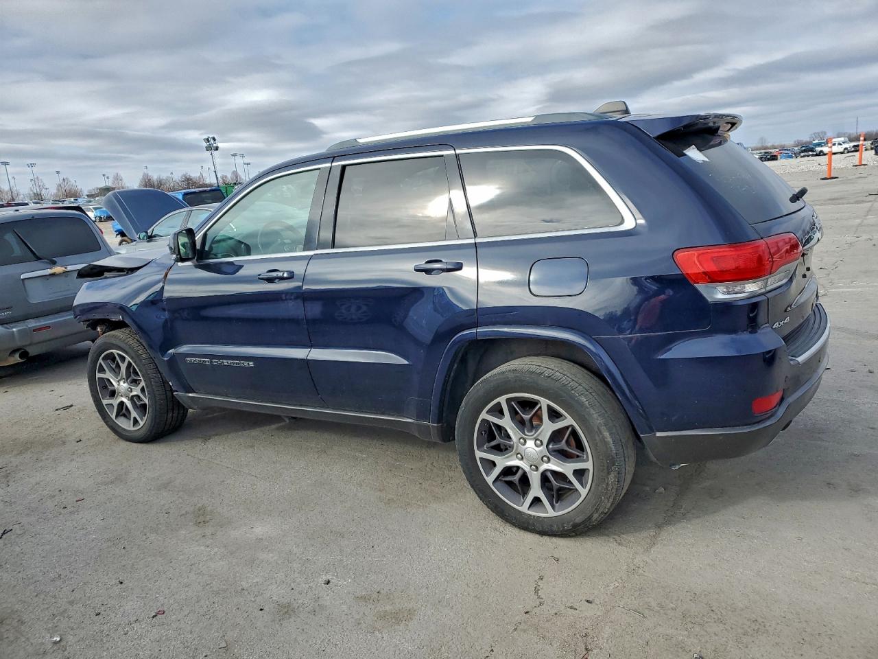 2018 JEEP GRAND CHEROKEE LIMITED photo 2