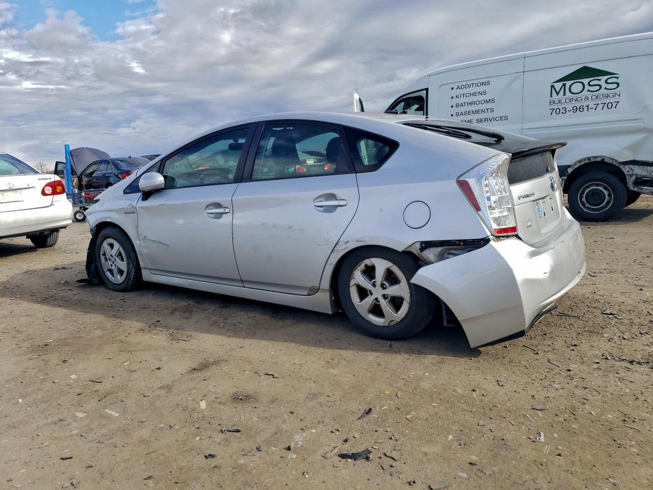 2010 TOYOTA PRIUS photo 2
