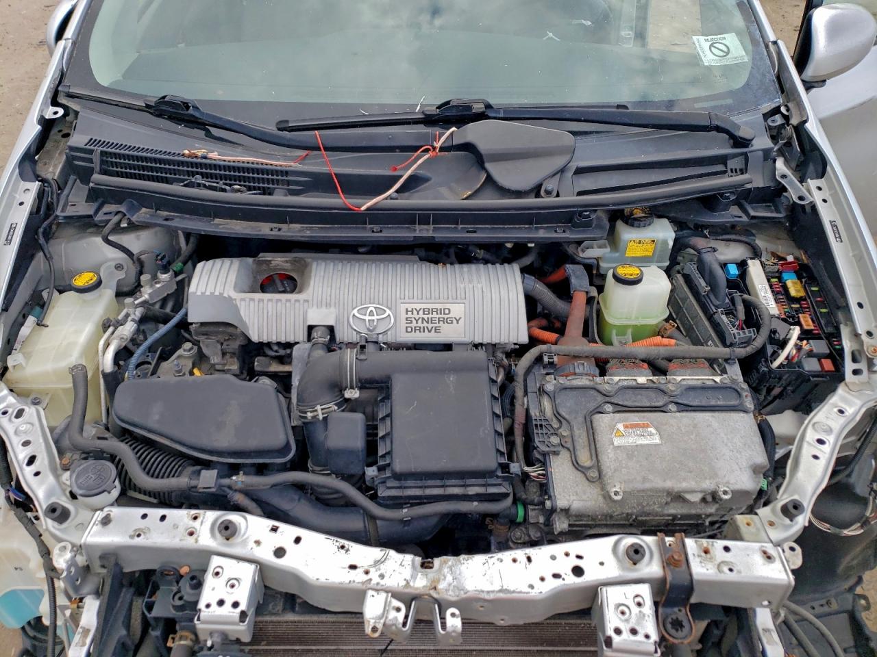2010 TOYOTA PRIUS photo 11