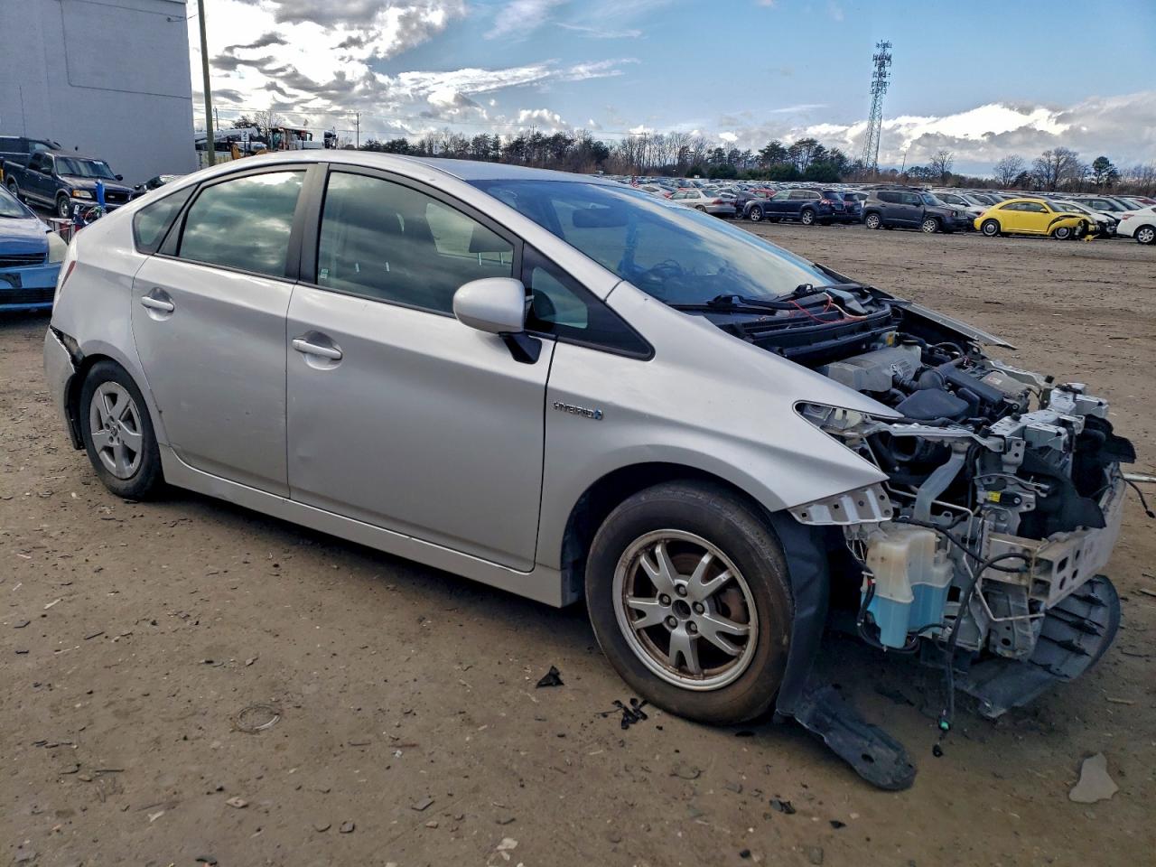 2010 TOYOTA PRIUS photo 4