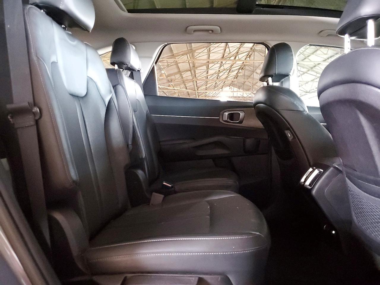 2022 KIA SORENTO EX photo 11