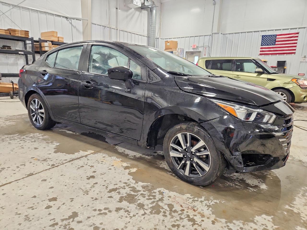 2024 NISSAN VERSA SV photo 4