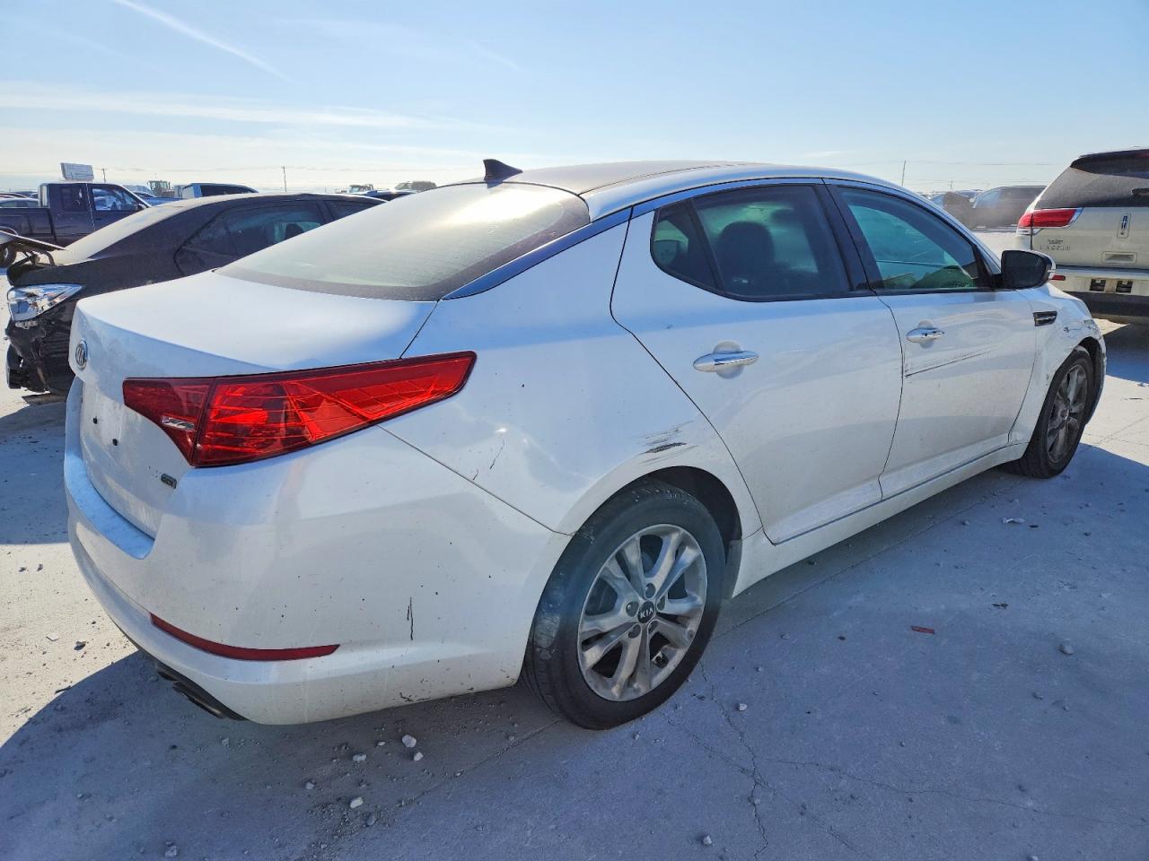 2011 KIA OPTIMA EX photo 3